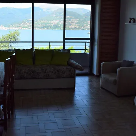 公寓 Roccolo Miralago By Interhome