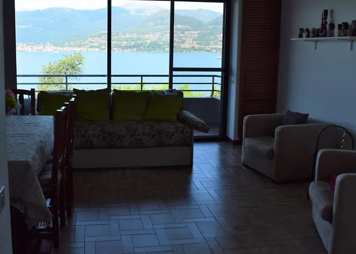 公寓 Roccolo Miralago By Interhome