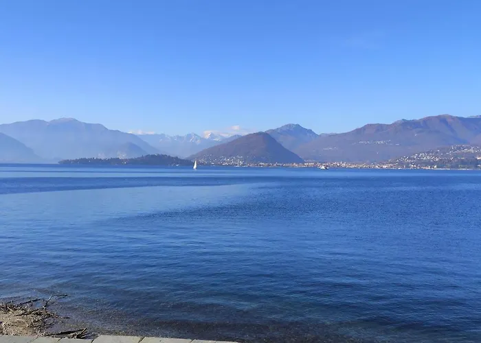 Roccolo Miralago By Interhome 公寓 *