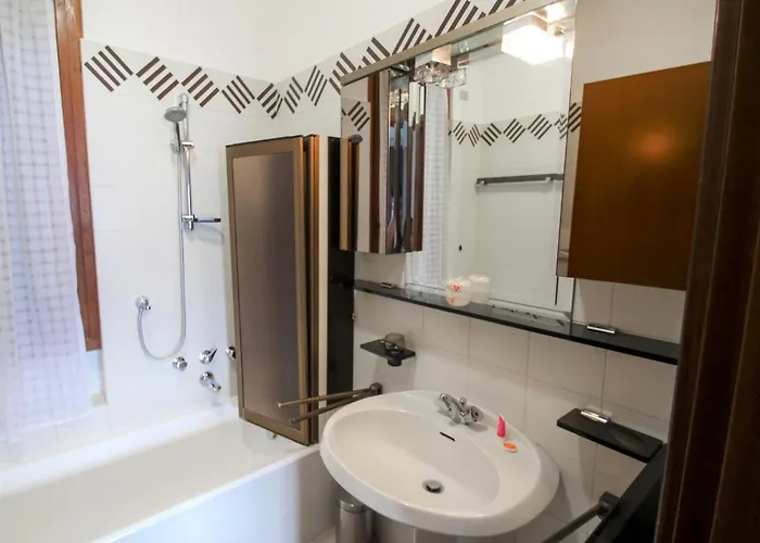 Roccolo Miralago By Interhome דירה Cerro (Laveno-Mombello)