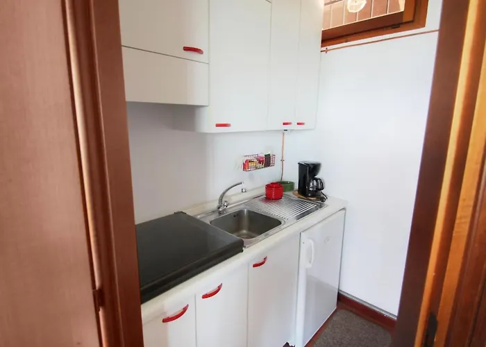 Roccolo Miralago By Interhome דירה *