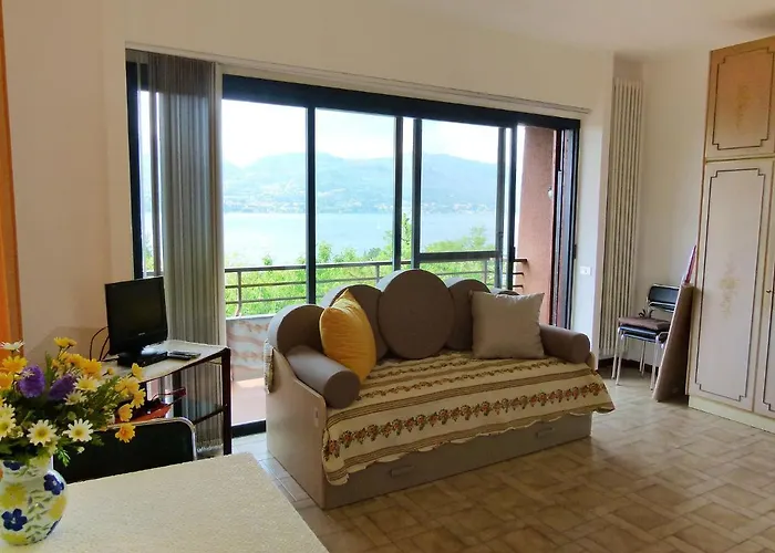 Roccolo Miralago By Interhome Cerro (Laveno-Mombello)